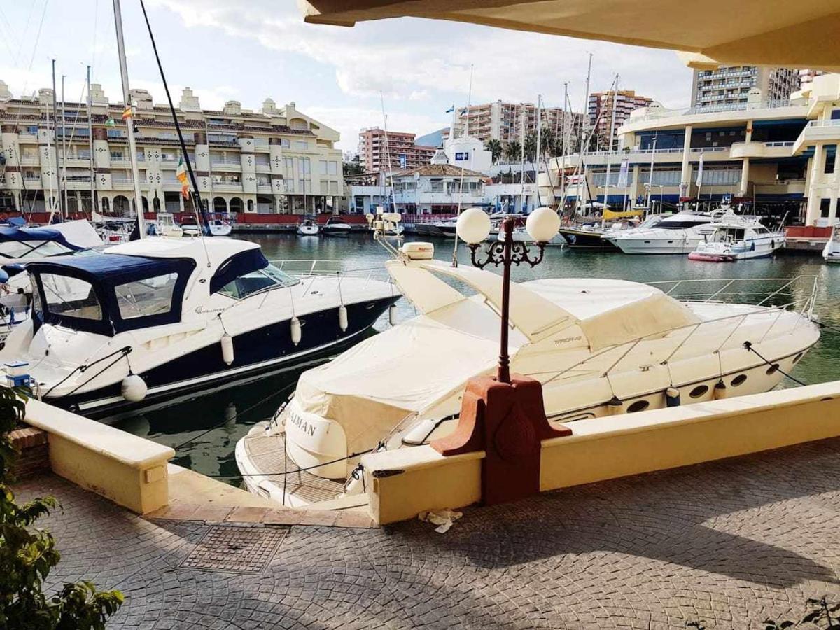 Lujoso Apartamento En De La Isla De Puerto Marina Benalmadena Exterior photo